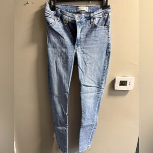 Abercrombie Super skinny ankle high rise jeans